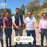 Junto a los vecinos y vecinas del barrio de #SantaRosa trabajamos en mejorar la calle Félix Valencia con adoquinado.