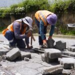 GAD de Cumbayá gestiona mantenimiento de adoquines y rieles en el Barrio San Roque