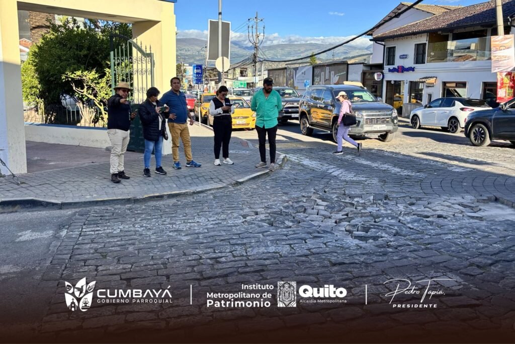 GAD Cumbayá gestiona trabajos de mantenimiento en vía Francisco de Orellana con el IMP